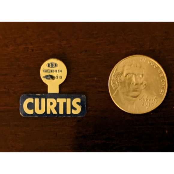 Laurence Curtis 1962 (R) US Senate candidate Massachusetts Tin Fold Over Pin - Picture 3 of 3